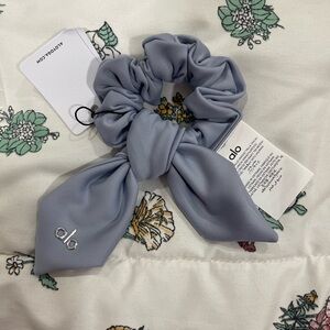 ALO Yoga Dusty Blue Hair Scrunchie